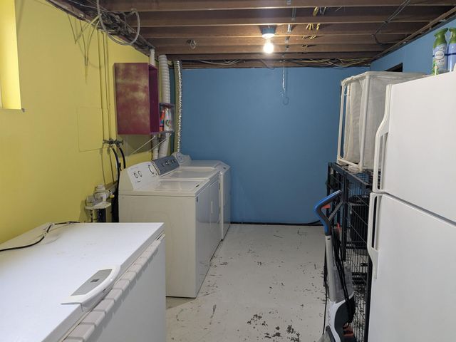 301 6th St NE, Mohall, ND 58761