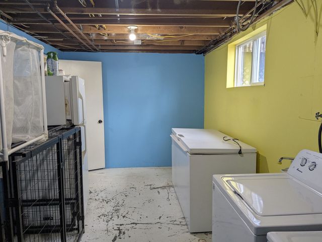 301 6th St NE, Mohall, ND 58761