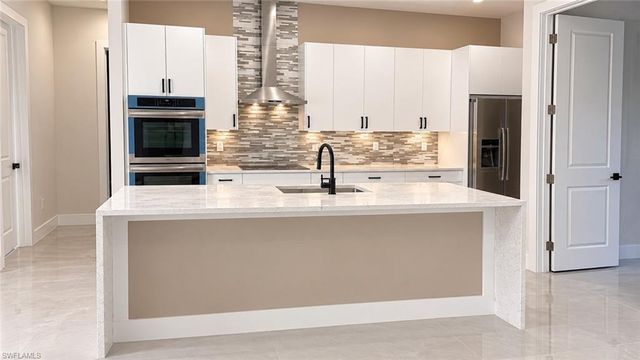 4238 28th AVE SE, Naples, FL 34117
