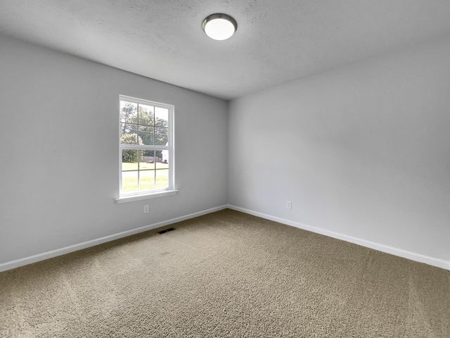 336 Royal Garden Dr, Murfreesboro, TN 37130