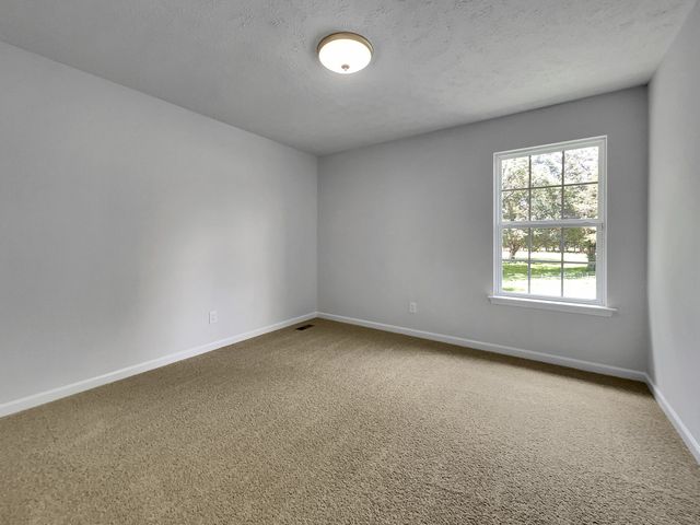 336 Royal Garden Dr, Murfreesboro, TN 37130