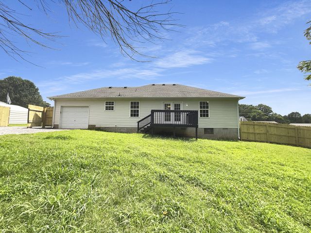 336 Royal Garden Dr, Murfreesboro, TN 37130