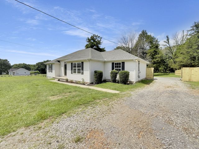 336 Royal Garden Dr, Murfreesboro, TN 37130