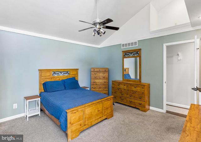 1100 STATION AVE, Gloucester City, NJ 08030