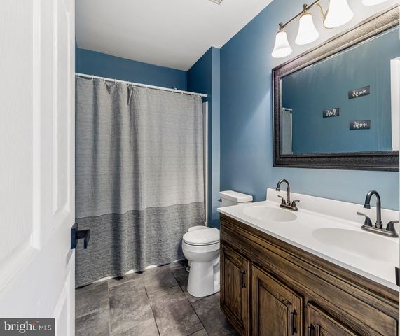 1100 STATION AVE, Gloucester City, NJ 08030