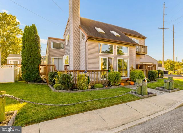 1100 STATION AVE, Gloucester City, NJ 08030