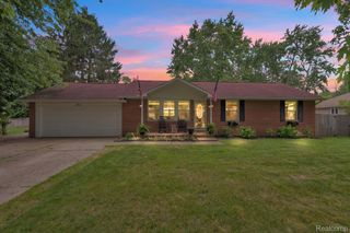 4100 Highland Court, West Bloomfield Charter Township, MI 48323