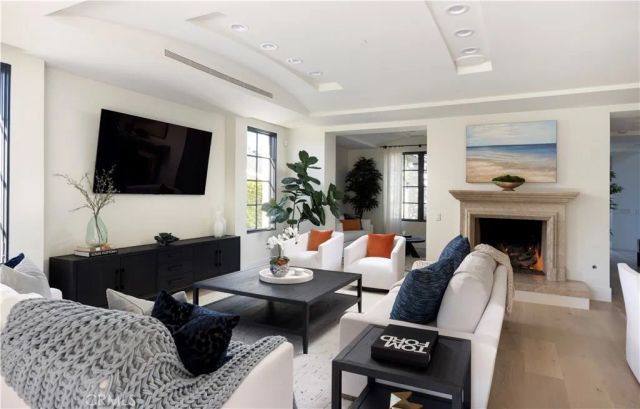 260 Evening Canyon Road, Corona Del Mar, CA 92625