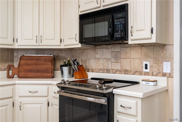 4504 Clear Creek, Northport, AL 35475