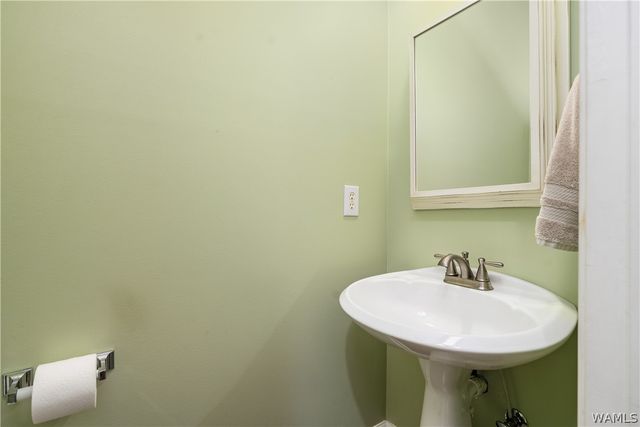 4504 Clear Creek, Northport, AL 35475