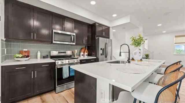 7729 Paxton Pl, Rancho Cucamonga, CA 91730