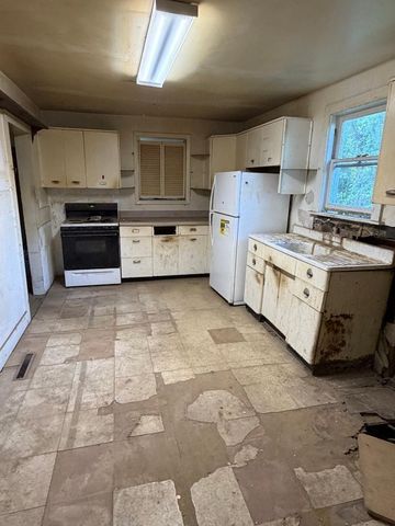 203 Stateline Road, Niles Twp, MI 49120