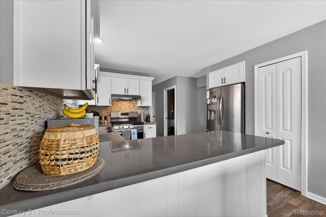 40365 La Grange Drive, Sterling Heights, MI 48313