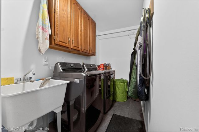 40365 La Grange Drive, Sterling Heights, MI 48313