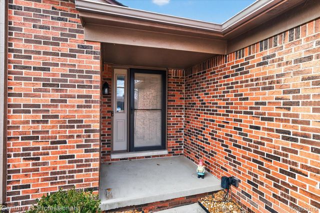 40365 La Grange Drive, Sterling Heights, MI 48313