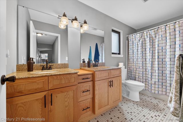 40365 La Grange Drive, Sterling Heights, MI 48313