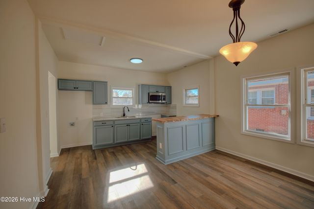 4313 Wallace Street, Farmville, NC 27828