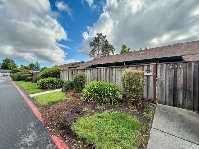 293 Lincoln Ave, Cotati, CA 94931