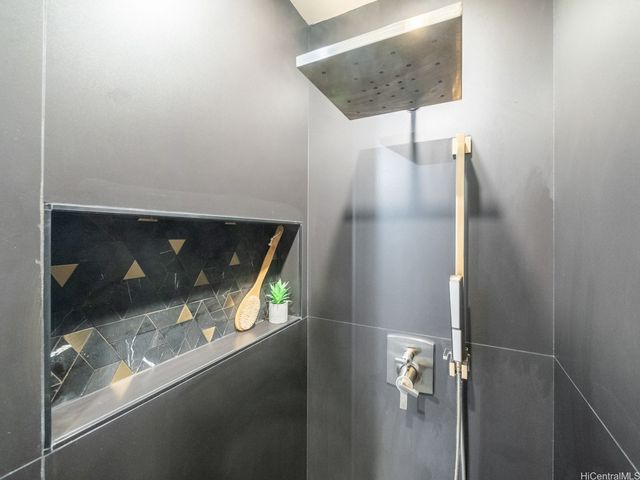 1108 Auahi Street 1906, Honolulu, HI 96814