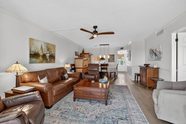 2809 Florida Boulevard 208, Delray Beach, FL 33483