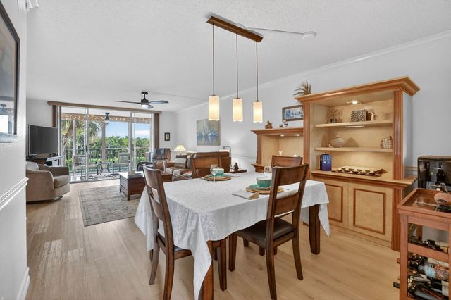 2809 Florida Boulevard 208, Delray Beach, FL 33483