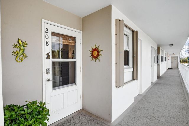 2809 Florida Boulevard 208, Delray Beach, FL 33483