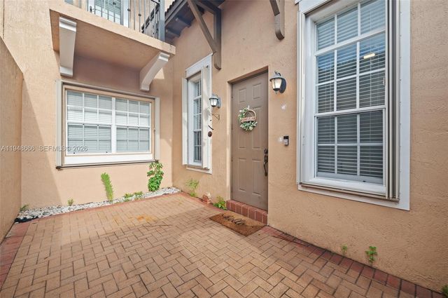 622 SW 147th Ter 1, Pembroke Pines, FL 33027