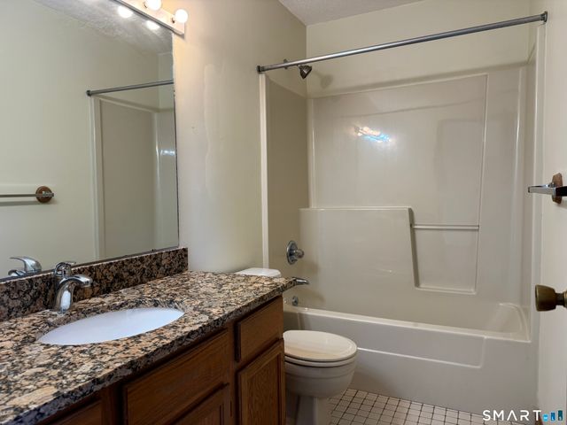 1022 Main Street 4, Branford, CT 06405