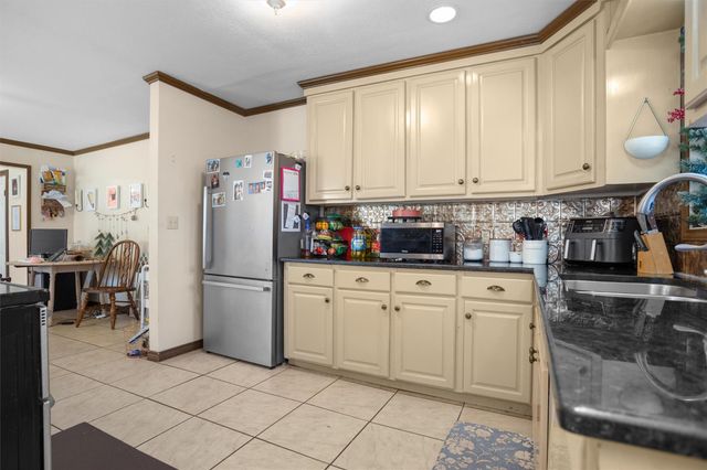 327 J And H Lane, Nacogdoches, TX 75964