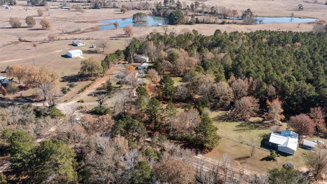 327 J And H Lane, Nacogdoches, TX 75964