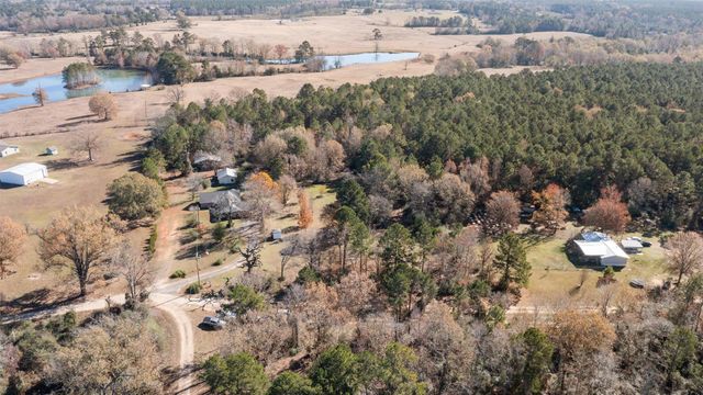 327 J And H Lane, Nacogdoches, TX 75964