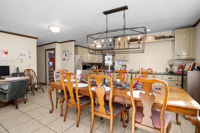 327 J And H Lane, Nacogdoches, TX 75964