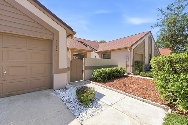 3962 MERMOOR DRIVE, Palm Harbor, FL 34685