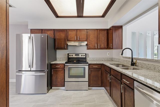 3962 MERMOOR DRIVE, Palm Harbor, FL 34685