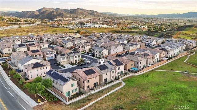 556 Enzo Street, Lake Elsinore, CA 92530