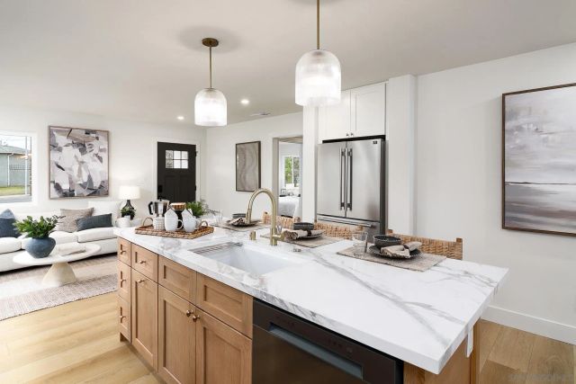 3722 Dixon Pl, San Diego, CA 92107