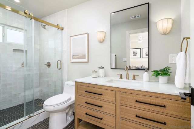 3722 Dixon Pl, San Diego, CA 92107