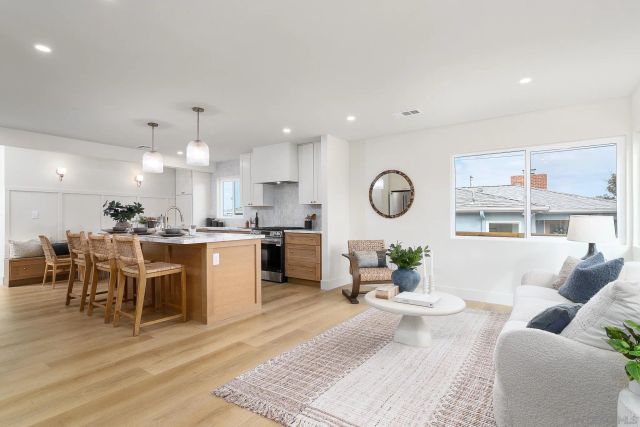 3722 Dixon Pl, San Diego, CA 92107