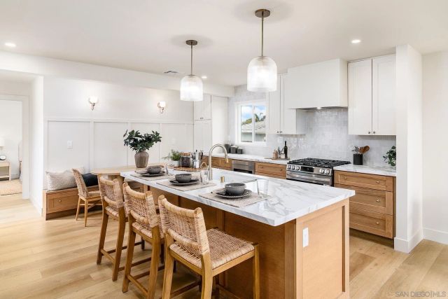 3722 Dixon Pl, San Diego, CA 92107