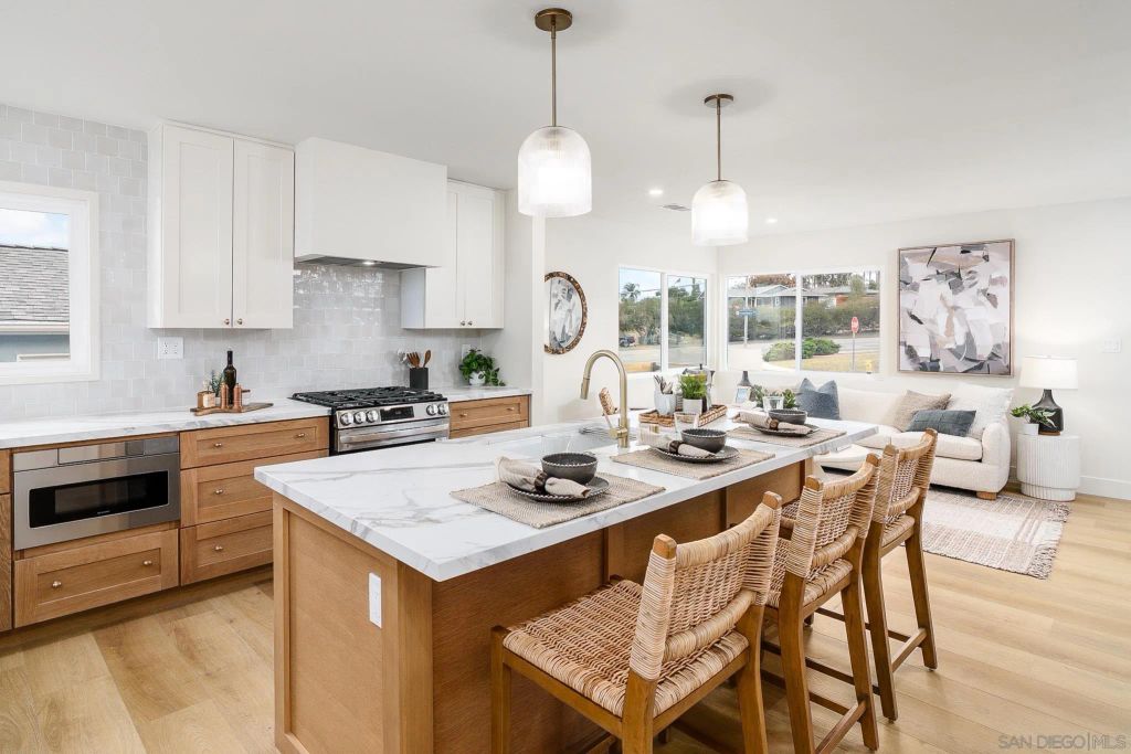 3722 Dixon Pl, San Diego, CA 92107
