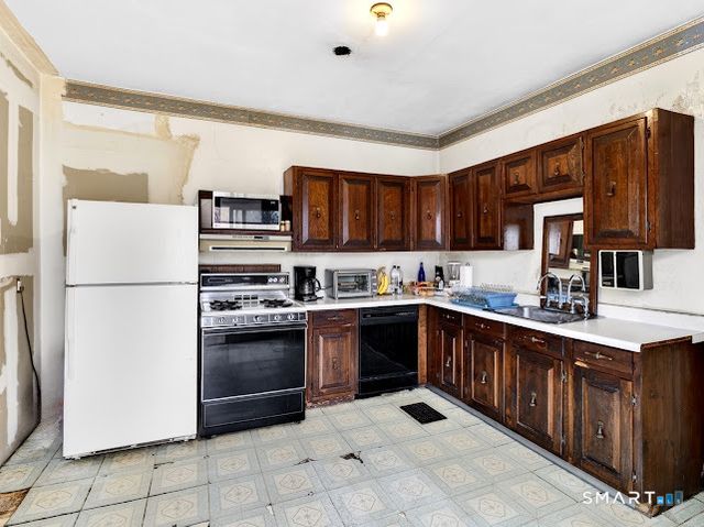 4 Springdale Court, Norwalk, CT 06850