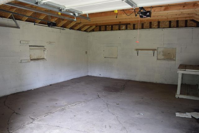 2034 Ferris Road, Columbus, OH 43224