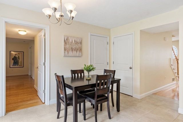 5 Cheshire Lane 5, Tewksbury, MA 01876