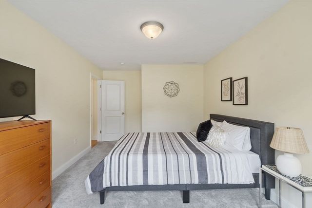 5 Cheshire Lane 5, Tewksbury, MA 01876