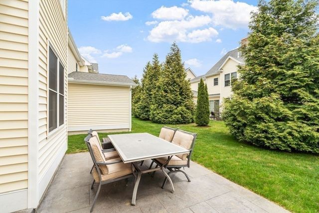 5 Cheshire Lane 5, Tewksbury, MA 01876