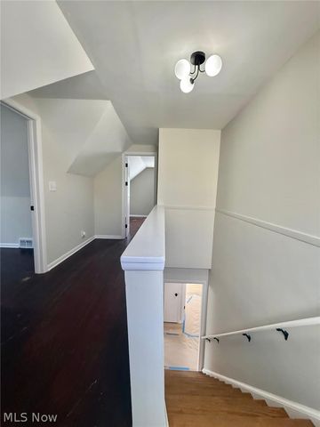 18213 Puritas Avenue, Cleveland, OH 44135