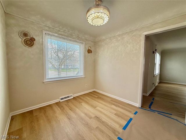 18213 Puritas Avenue, Cleveland, OH 44135