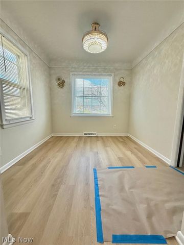 18213 Puritas Avenue, Cleveland, OH 44135