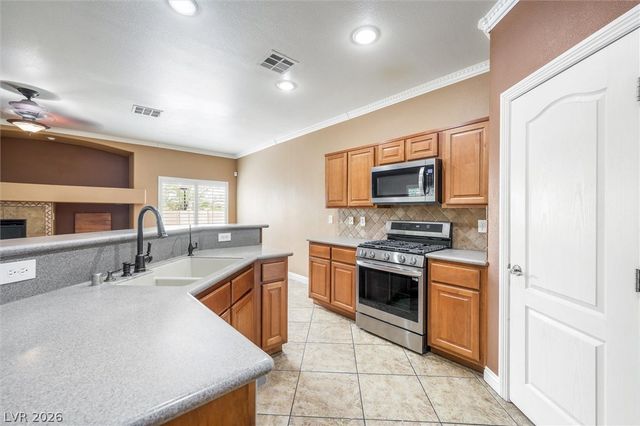 7128 Cabin Fever Street 103, Las Vegas, NV 89149