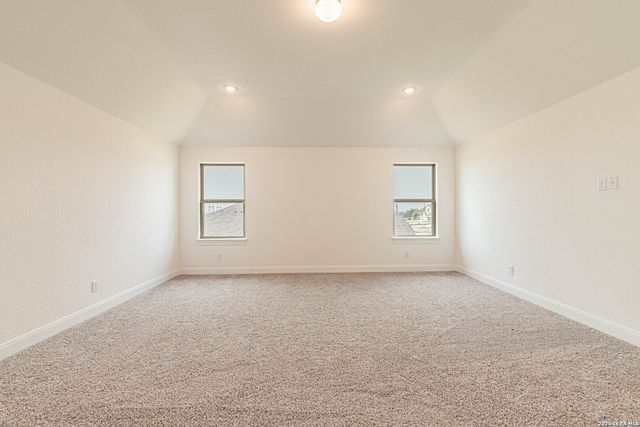 109 WILLOW OAK TRL, Floresville, TX 78114